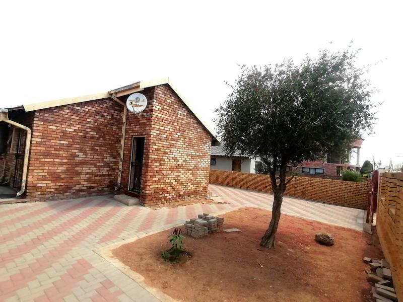 3 Bedroom Property for Sale in Mabopane North West